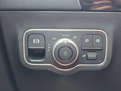 Certified 2026 Mercedes-Benz GLA 250 4MATIC image 27
