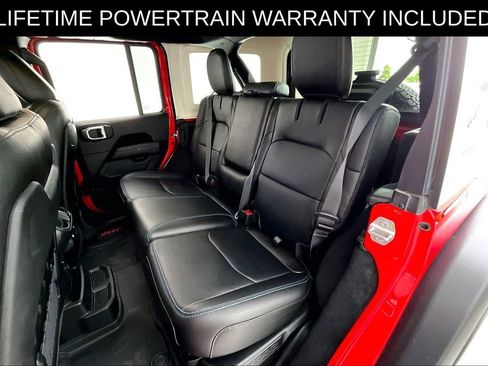 Used 2022 Jeep Wrangler Unlimited Rubicon 4xe w/ Cold Weather Group AWD/4WD image 36