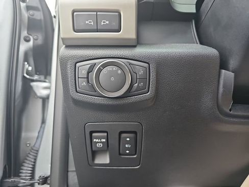 Used 2020 Ford F150 Lariat w/ Equipment Group 502A Luxury image 21