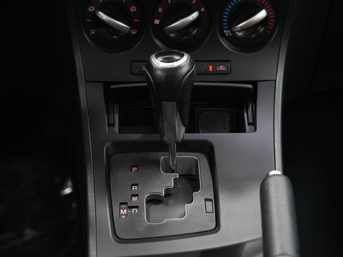 Used 2012 MAZDA MAZDA3 i Touring FWD image 18