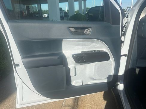 New 2025 Ford Maverick XLT FWD image 11