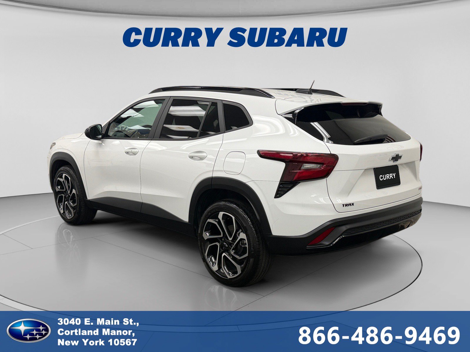 Used 2024 Chevrolet Trax RS w/ Sunroof Package FWD image 3