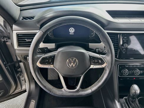 Used 2023 Volkswagen Atlas Cross Sport SE w/ Panoramic Sunroof Package AWD/4WD image 16