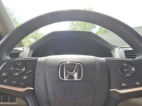 Used 2024 Honda Odyssey EX-L image 25