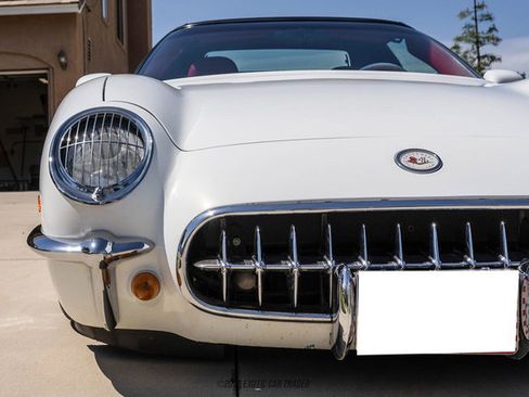 Used 2004 Chevrolet Corvette Convertible w/ Preferred Equipment Group RWD image 71