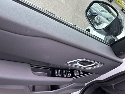 New 2026 Land Rover Range Rover Velar S image 11