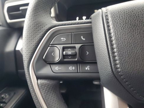 Used 2025 Toyota 4Runner SR5 image 24