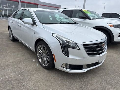 Used 2018 Cadillac XTS Luxury w/ Driver Awareness Package image 11