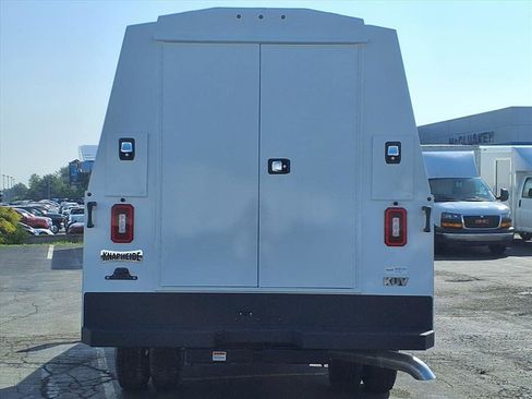 New 2025 GMC Sierra 3500 Pro w/ Convenience Package image 5