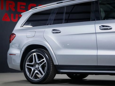 Used 2017 Mercedes-Benz GLS 550 4MATIC image 10