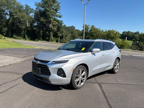 Used 2020 Chevrolet Blazer Premier w/ Driver Confidence II Package AWD/4WD image 4