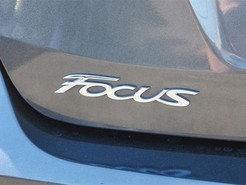 Used 2018 Ford Focus S image 12