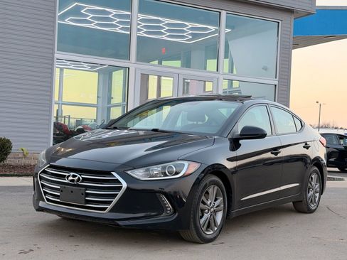 Used 2017 Hyundai Elantra Value Edition image 11