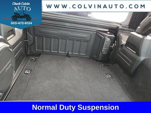 Used 2023 Jeep Wrangler Unlimited w/ Cold Weather Group AWD/4WD image 9
