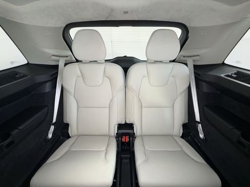 Used 2023 Volvo XC90 T8 Ultimate AWD/4WD image 25