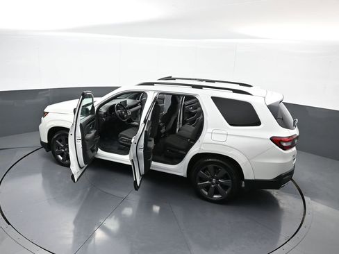 Certified 2023 Honda Pilot Sport image 43