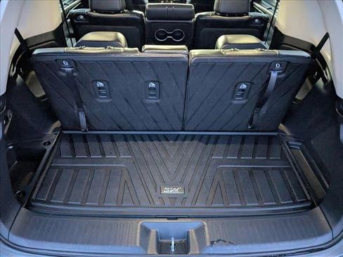 Used 2025 Honda Pilot Elite image 6