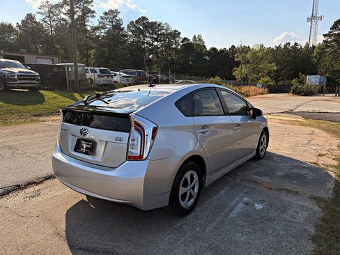 Used 2014 Toyota Prius Four FWD image 5