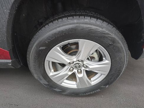 Used 2023 Toyota RAV4 XLE image 25