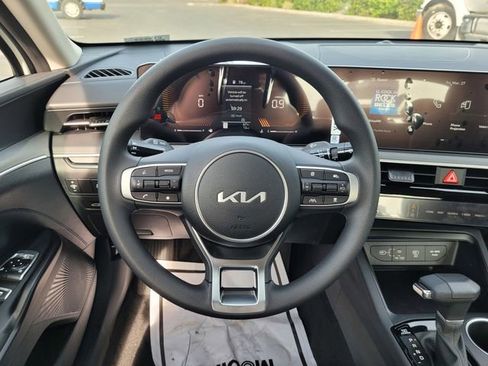 New 2026 Kia K5 LXS image 12