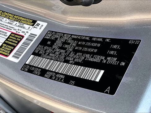 Used 2022 Toyota Highlander XLE FWD image 35