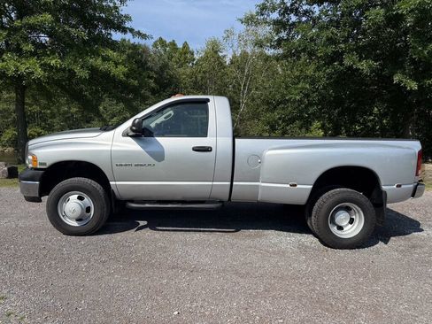 Used 2005 Dodge Ram 3500 Truck ST w/ Trailer Tow Group AWD/4WD image 6