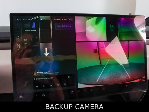 Used 2024 Tesla Cybertruck AWD Crew Cab image 18