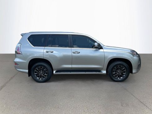 Used 2023 Lexus GX 460 Premium w/ Premium Plus Package AWD/4WD image 3