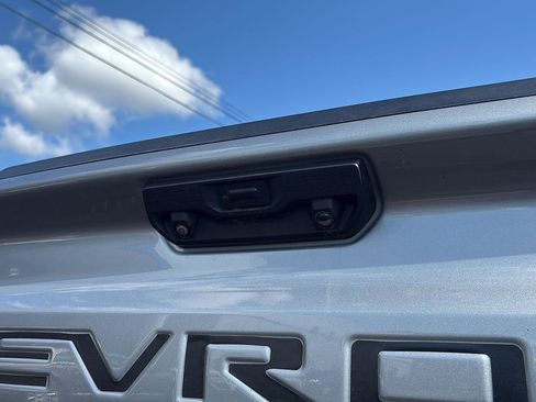 Certified 2023 Chevrolet Silverado 1500 High Country w/ High Country Premium Package AWD/4WD image 7