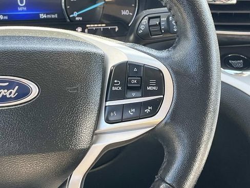 Used 2023 Ford Explorer XLT w/ Equipment Group 202A AWD/4WD image 8