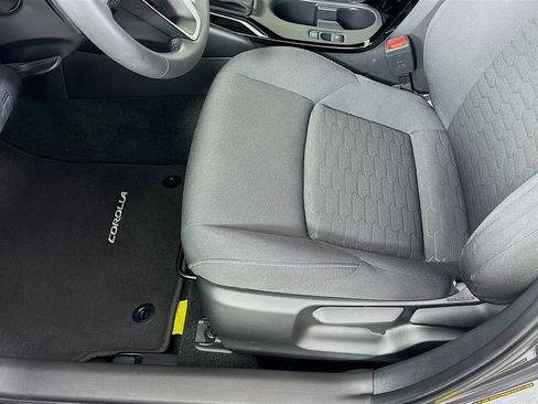 Used 2023 Toyota Corolla SE image 19