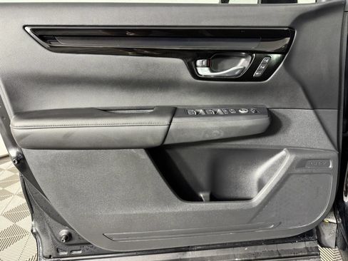 Used 2025 Honda CR-V EX-L image 39