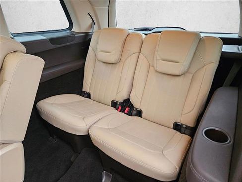 Used 2017 Mercedes-Benz GLS 450 4MATIC image 18