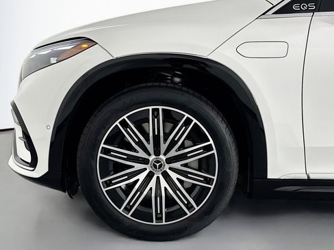 New 2026 Mercedes-Benz EQS 550 4MATIC SUV image 10