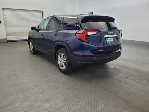 Used 2023 GMC Terrain SLE AWD/4WD image 5