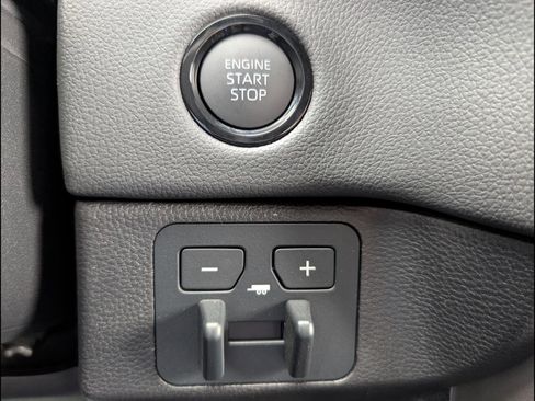 New 2026 Toyota Tundra Limited AWD/4WD image 9