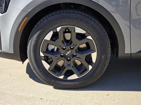 New 2026 Kia Sorento S image 8