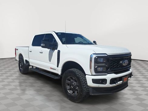 Used 2024 Ford F250 Lariat w/ Lariat Ultimate Package AWD/4WD image 1