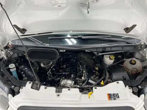 Used 2022 Ford Transit 250 148 High Roof Extended image 29