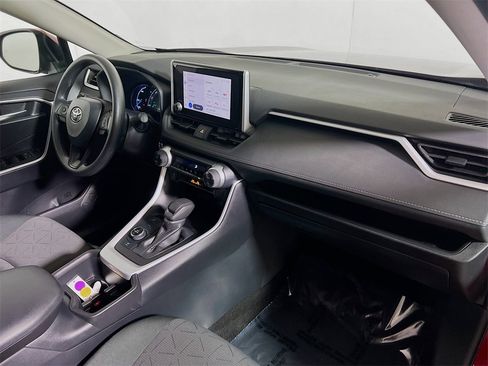 Certified 2025 Toyota RAV4 XLE image 26