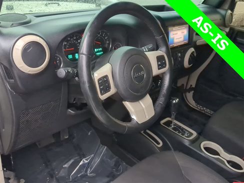 Used 2017 Jeep Wrangler Unlimited Sport w/ Quick Order Package 24S image 10