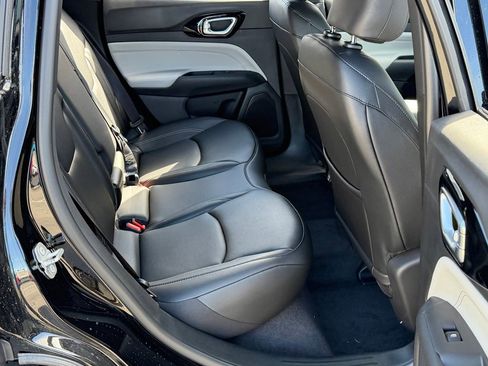 New 2026 Jeep Compass Limited AWD/4WD image 18