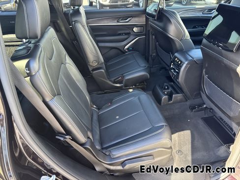 Used 2023 Jeep Grand Cherokee L Overland w/ Rear Seat Video Group I image 19