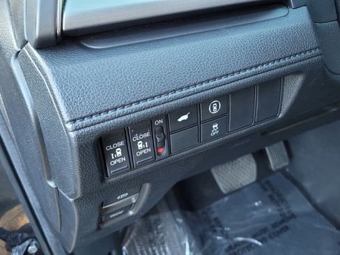 Certified 2024 Honda Odyssey EX-L image 19