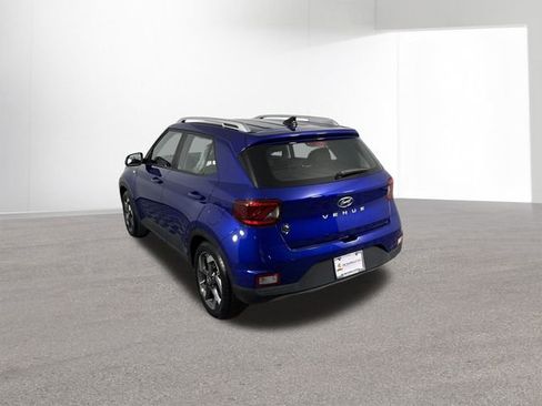 Used 2022 Hyundai Venue SEL w/ Cargo Package image 28
