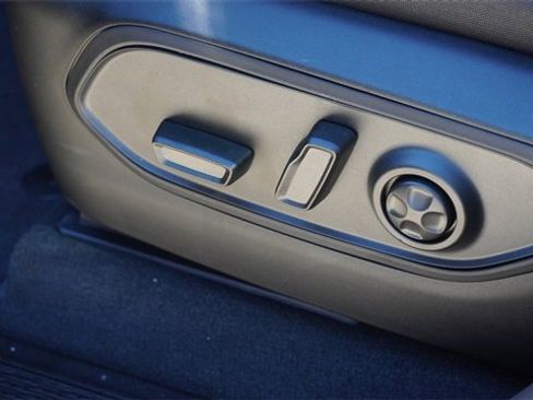 New 2025 Jeep Grand Cherokee Laredo image 19