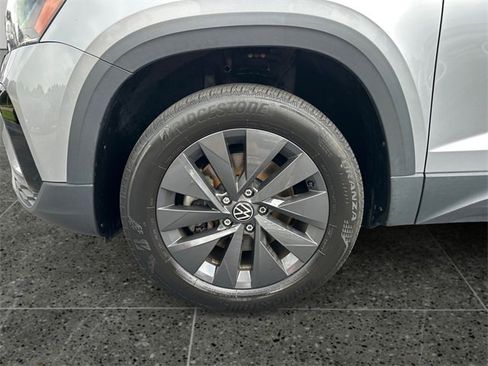 Used 2022 Volkswagen Taos S image 14