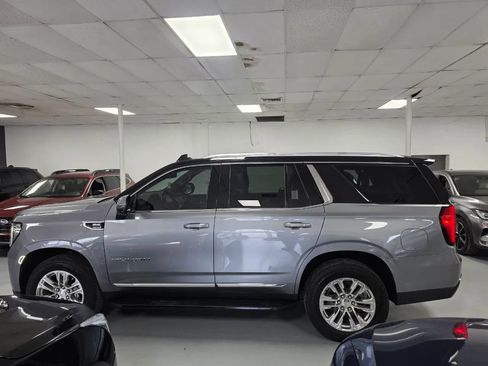 Used 2021 GMC Yukon SLT w/ SLT Premium Package RWD image 4