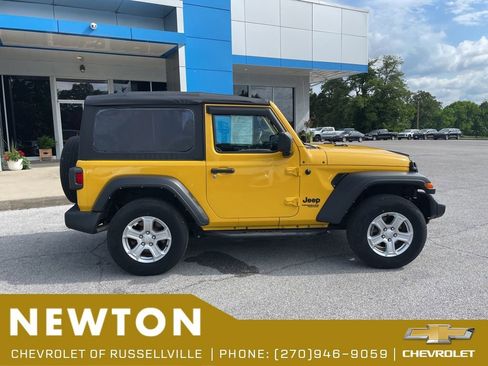 Used 2021 Jeep Wrangler Sport AWD/4WD image 33