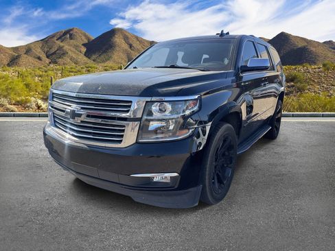 Used 2020 Chevrolet Tahoe Premier AWD/4WD image 13